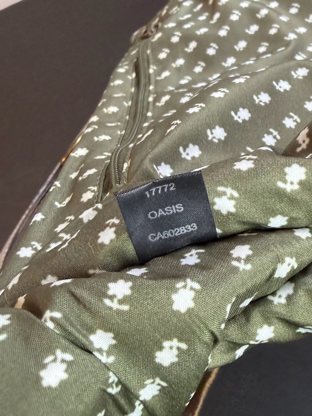 Guess Oasis Floral Canvas Frame Satchel Grommets Studs Y2K Handbag Purse GUC - Picture 7 of 16